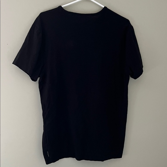 Calvin Klein Jeans Black T-Shirt - Picture 2 of 5